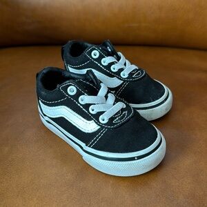 Vans size 4 toddler